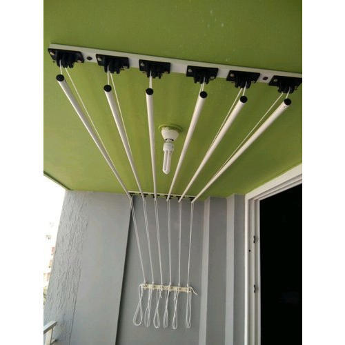 Space saving hanger