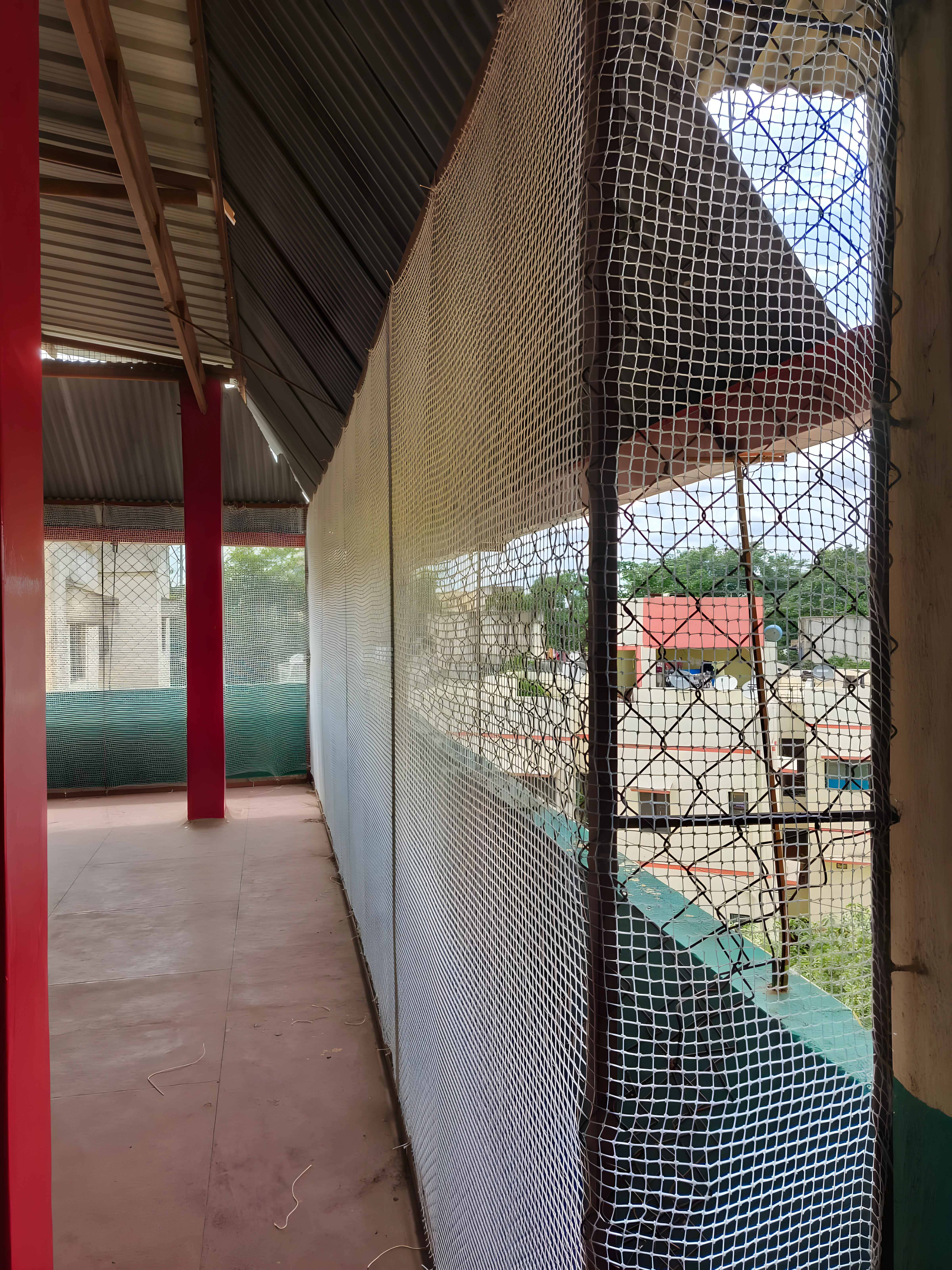 Balcony pigeon net installation